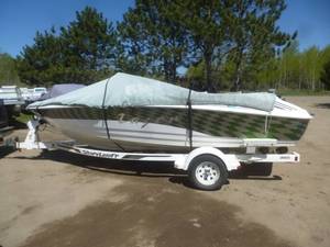 lot 2 image: 1992 Larson Lazer