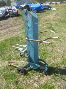 lot 169 image: Boat Motor Lift
