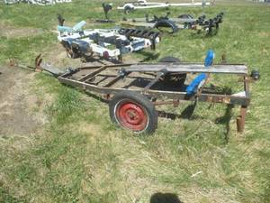 lot 26 image: Pole Boat Trailer