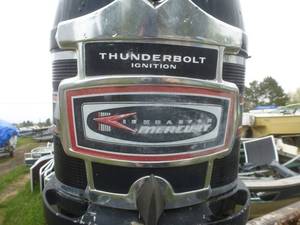 lot 43 image: Mercury 500 Outboard Engine