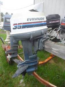 lot 50 image: Evinrude 35 Outboard Tiller