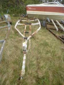 lot 54 image: White Roller Bunk Trailer