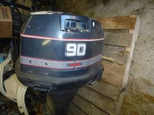 lot 133 image: Evinrude 90 Hp VRO Outboard