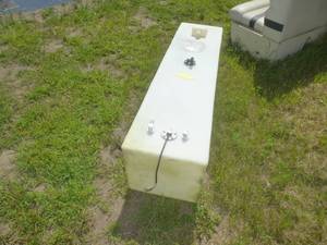 lot 146 image: Fuel Tank Poly