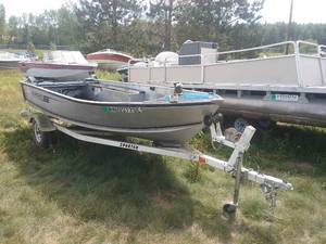 lot 158 image: 1984 Alumacraft 16 Lunker