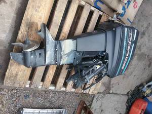 lot 160 image: Mercury Force 40 Outboard Motor