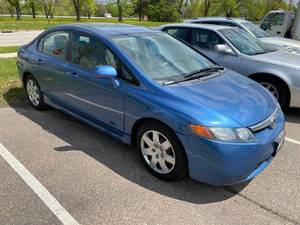 lot 16 image: 2008 Honda Civic