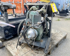 lot 16 image: Hydraulic Air Compressor