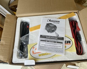 lot 42 image: 2K Electric Winch (partsrepair)