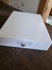 lot 29 image: Cash Drawer