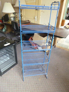 lot 31 image: Covered Wire Shelving