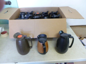 lot 57 image: 17 Insulated Coffee Servers