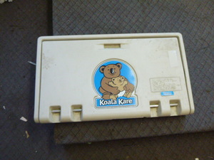 lot 84 image: Koala Kare Baby Changing Station