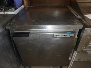 lot 6 image: Beverage Air Under Counter Freezer