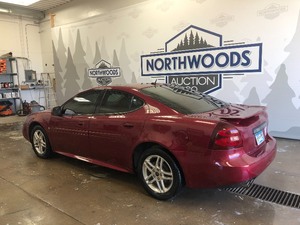 lot 1 image: 2006 Pontiac Grand Prix GT -No Reserve-