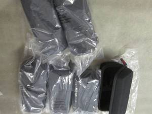 lot 26 image: 6 Khanka Hard Travel Cases for Blue...