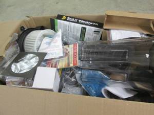 lot 48 image: Box of Misc Returned Items...