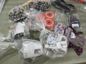 lot 51 image: Cookie Cutters, 2 Eye Masks, 3 Bow ...