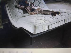 lot 100 image: Adjustable Electric Queen-Bed Base ...