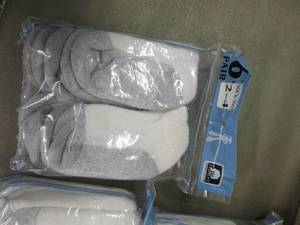 lot 160 image: 8- 6pks Kids Socks Size 2-4 Z2...