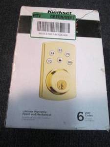 lot 197 image: Kwikset Powerbolt2 Polished Brass S...