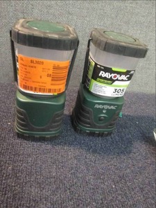 lot 208 image: 2 Rayovac 305 Lumens Sportsman Esse...