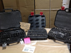 lot 21 image: Lot of assorted Husky Mechanic Tool sets- some missing pieces