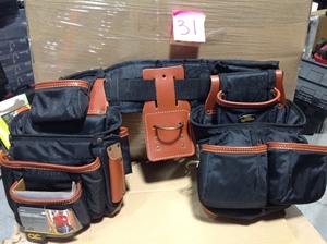 lot 31 image: CLC 27 Pocket Pro Framers Combo System Tool Belt (4-Piece) not used