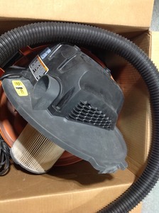 lot 88 image: RIDGID Portable Wet Dry 6 Gallon Vacuum Small Shop Vac Cleaner Hose Lightweight Used missing handle in good working condition