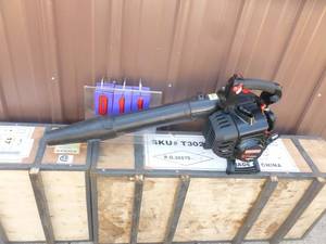 lot 11 image: Craftsman 2 cycle Blower. Lightly used. Tested & works. As shown.