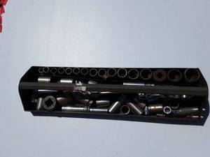Socket Set-Mostly 12 Drive Includes Tray