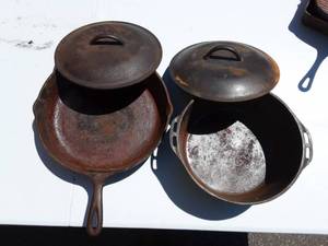 12 Inch Skillet & #8 Cast Iron Pot With Lid