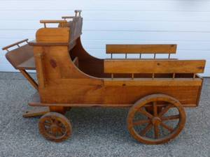 lot 2 image: Custom Made Wooden Wagon
