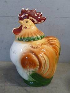 lot 42 image: Vintage Cookie Jar