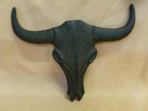 lot 46 image: Cast Iron Decoration