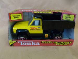 lot 83 image: Tonka Truck