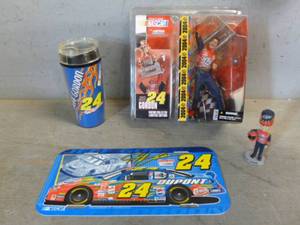 lot 140 image: Collectible