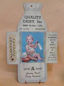 lot 176 image: Vintage Decoration