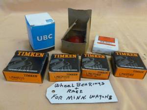 lot 200 image: Bearing Sets
