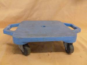 lot 209 image: Moving Dolly