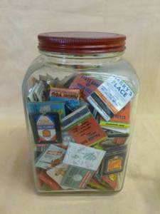 lot 289 image: Vintage Match Book Collection