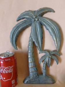 lot 307 image: Cast Iron Decoration