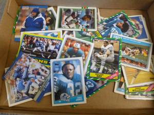 lot 315 image: Football Sports Cards