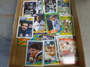 lot 320 image: Football Sports Cards