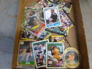 lot 323 image: Football Sports Cards