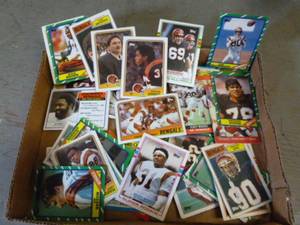 lot 392 image: Football Sports Cards