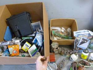 lot 409 image: Fish Aquarium Items