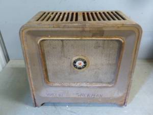 lot 411 image: Vintage Heater