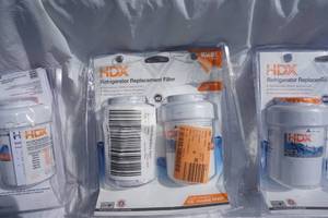 lot 5 image: Lot of HDX Brand Refrigerator Water Filter With Large GE Brand Water Filter