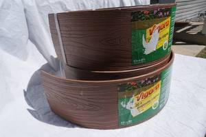 lot 35 image: 2 - Rolls Vigaro Brand Composite Landscape Edging